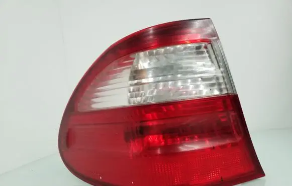 Mercedes-Benz E W211 Rear/tail lights A2118201164