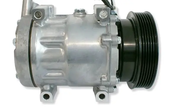 Renault Dacia Duster Air conditioning (A/C) compressor (pump) 8200802608