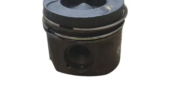 Mercedes-Benz E W212 Piston 8370