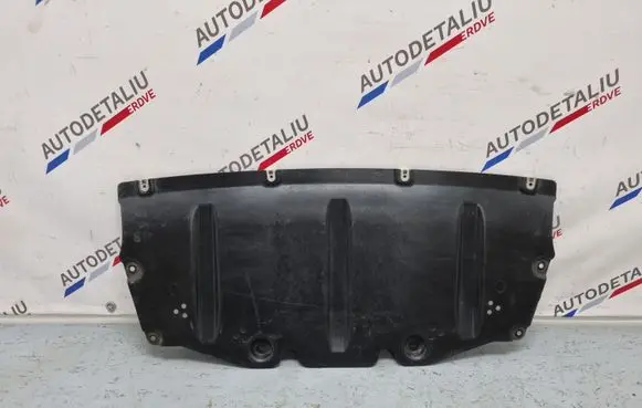 BMW 3 G20 G21 Engine splash shield/under tray 7428176