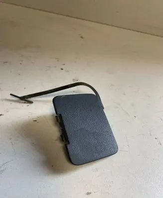 Volvo XC90 Front tow hook cap/cover 8662995