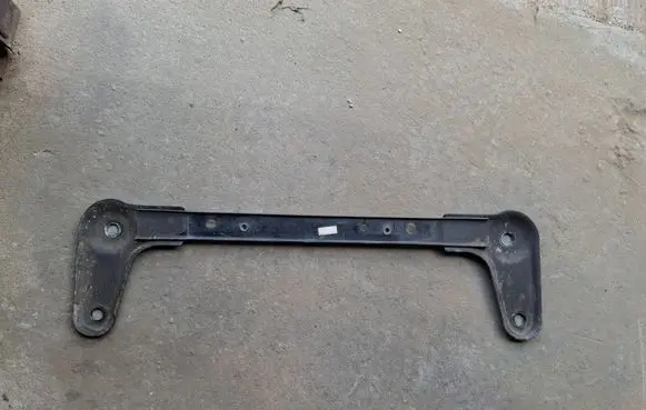 Renault Clio IV Radiator mount bracket 8200537434