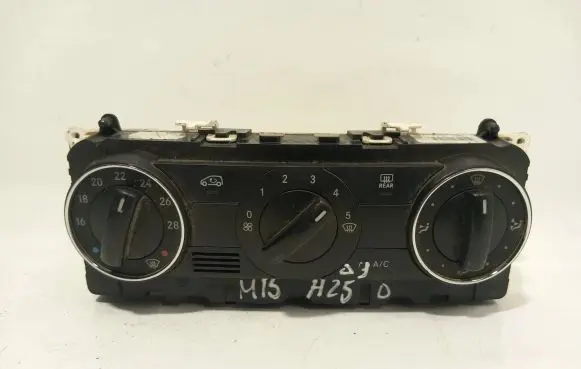 Mercedes-Benz B W245 Climate control unit A1698301985 69780014 090312B