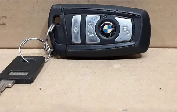 BMW 5 F10 F11 Ignition key/card 9226939