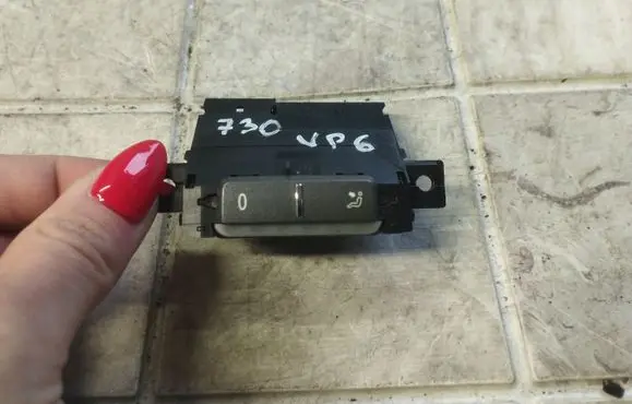 Volkswagen Phaeton Interior fan control switch 3D0919815L 0012359