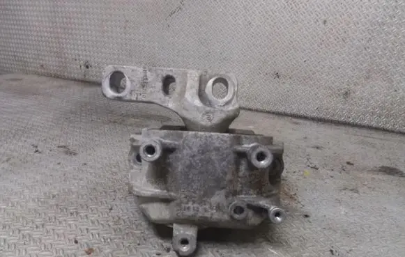 Seat Altea Engine mount bracket 1K0199262CN