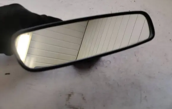 Ford Focus Rear view mirror (interior) E9014276 024276