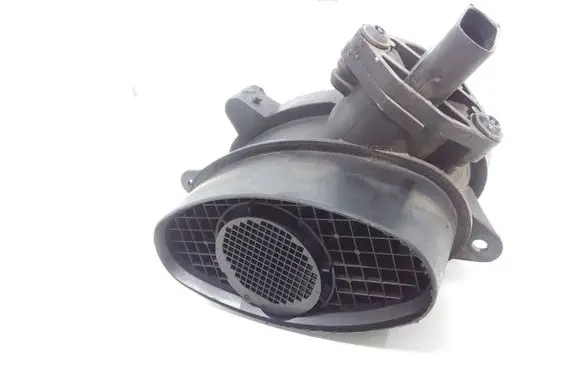 BMW 5 E39 Mass air flow meter 7787076 0928400468