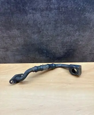 Audi A4 S4 B5 8D Turbo turbocharger oiling pipe/hose 1457364