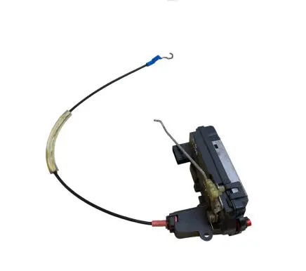 Opel Zafira B Rear door lock 13216738