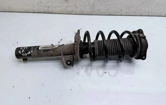 Volkswagen Tiguan Front shock absorber with coil spring 5N0412021BD