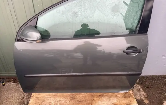 Volkswagen Golf V Door (2 Door Coupe) 