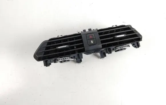 BMW X3 G01 Dash center air vent grill 9371467
