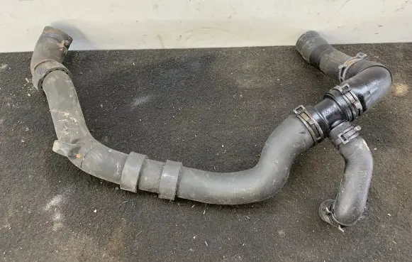 Skoda Superb B6 (3T) Engine coolant pipe/hose 1K0122051H