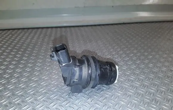 Toyota Prius (XW20) Windscreen/windshield washer pump 8533060190