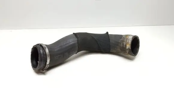 Volvo V70 Intercooler hose/pipe