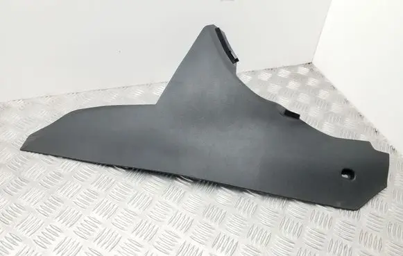 Skoda Octavia Mk2 (1Z) Centre console side trim front 1Z1863046A