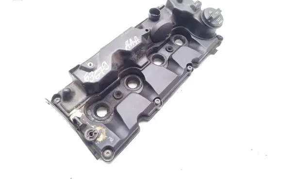 Volkswagen PASSAT B8 Rocker cam cover 03L103469