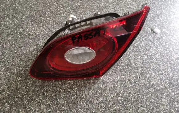 Volkswagen PASSAT CC Tailgate rear/tail lights 3C8945308