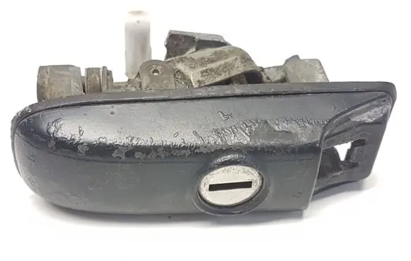 Volkswagen PASSAT B4 Front door lock (next to the handle) 3A0837205E