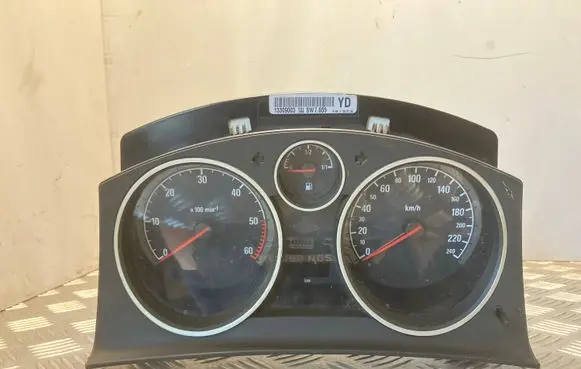 Opel Astra H Speedometer (instrument cluster) SW7655 13309003