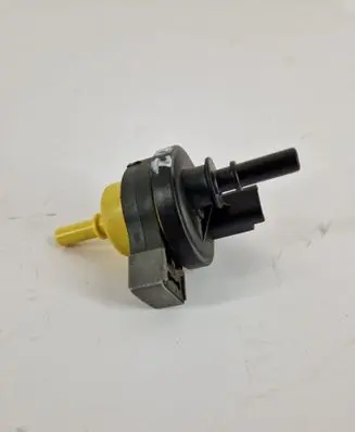 Nissan X-Trail T32 Turbo solenoid valve V29122964
