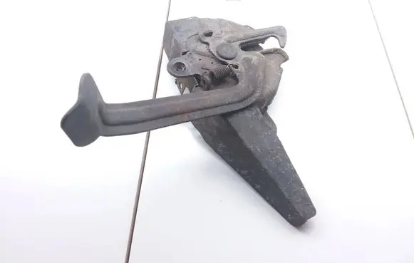 Toyota Avensis Verso Engine bonnet/hood lock/catch 