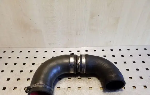 Intercooler hose/pipe
