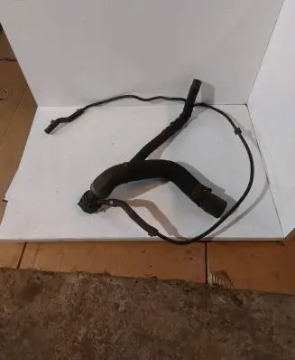 Audi A8 S8 D3 4E Engine coolant pipe/hose 4E0121107D