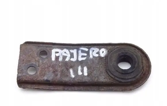 Mitsubishi Pajero Radiator mount bracket