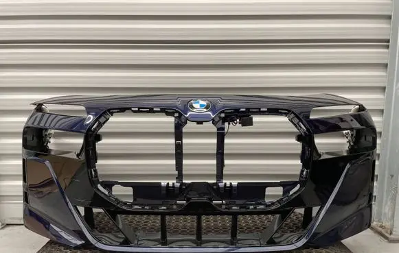 BMW 7 G70 Front bumper