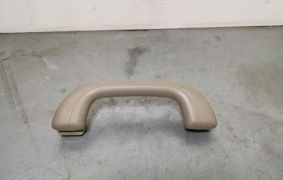 Hyundai Santa Fe Front interior roof grab handle PA6611