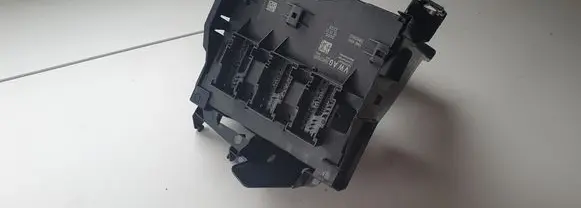 Volkswagen PASSAT B7 Other control units/modules