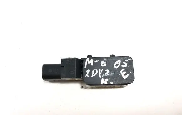 Mazda 6 Airbag deployment crash/impact sensor GJ6A57KC0 C2875ZLQA662