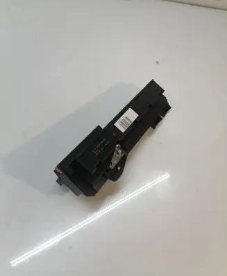 BMW 5 E60 E61 Fuse module 6957330