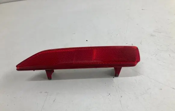 Honda CR-V Rear tail light reflector P6368L
