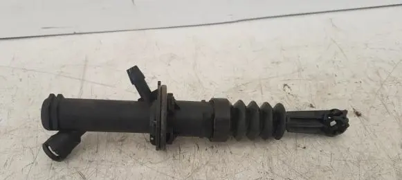 Renault Megane II Clutch release bearing slave cylinder 8200151770
