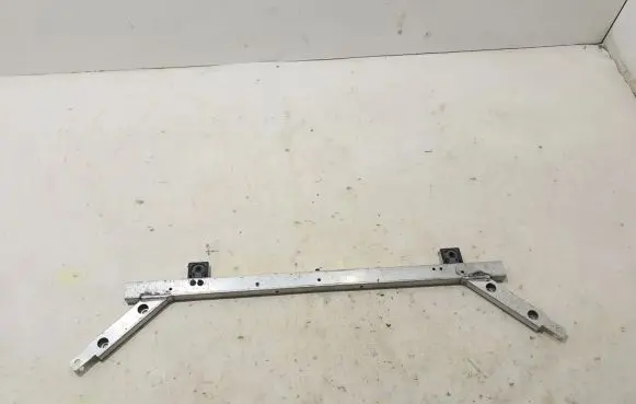 Top upper radiator support slam panel