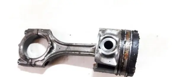 Lexus IS 220D-250-350 Piston with connecting rod