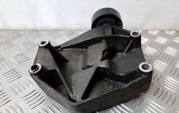 Fiat Croma A/C compressor mount bracket 55210423