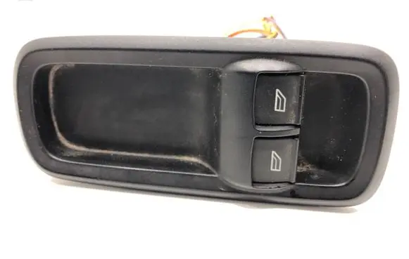 Ford Fiesta Electric window control switch 8A6T14A132EC