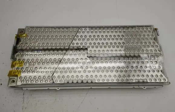 Tesla Model S Hybrid / Electric Car Battery Cell 100931200E