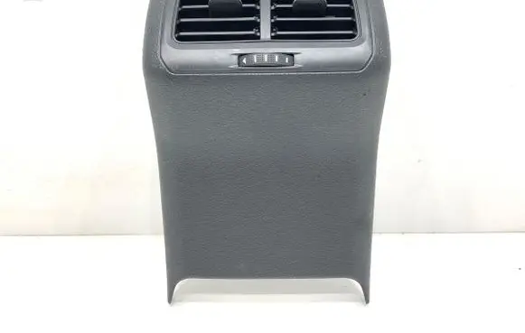 Volkswagen Golf VII Rear air vent grill 5G0863289C
