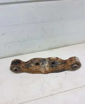 Subaru Outback Rear differential/diff mount bracket 