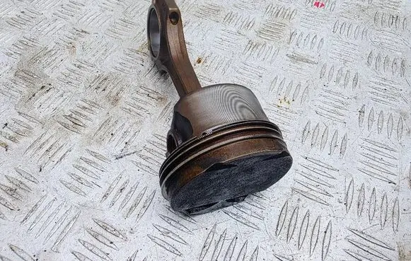 BMW 5 E39 Piston with connecting rod 1432091 84L39