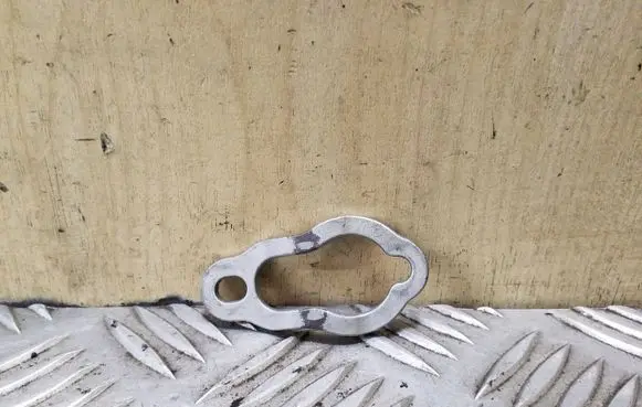 Volvo XC60 Fuel Injector clamp holder