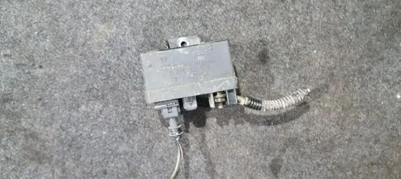 Alfa Romeo 156 Glow plug pre-heat relay 0281003015