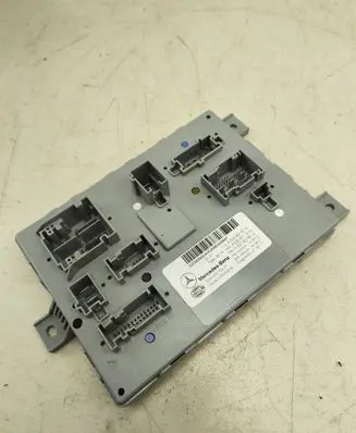 Mercedes-Benz C W205 Comfort/convenience module A2229006014 5DK01077577 A2229024813