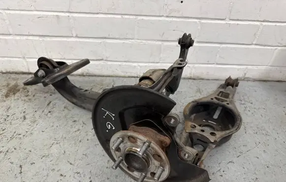 Toyota C-HR I Rear suspension assembly kit set 89544F4010