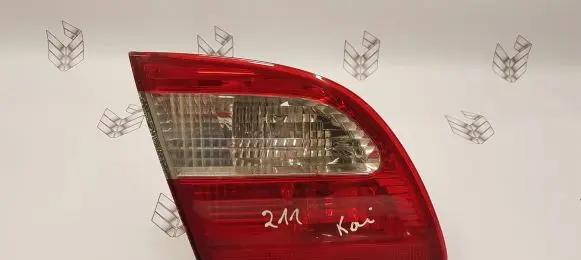 Mercedes-Benz E W211 Tailgate rear/tail lights 2118201364 A2118201364